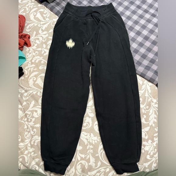 Team Canada Scuba Relaxed Fit Fleece Jogger sz 4 - Picture 1 of 3